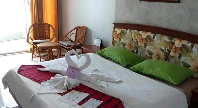 Kieng Piman Hotel Mukdahan Bagian luar foto