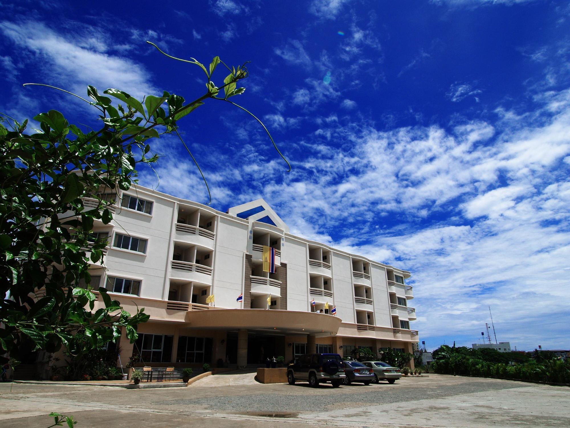 Kieng Piman Hotel Mukdahan Bagian luar foto